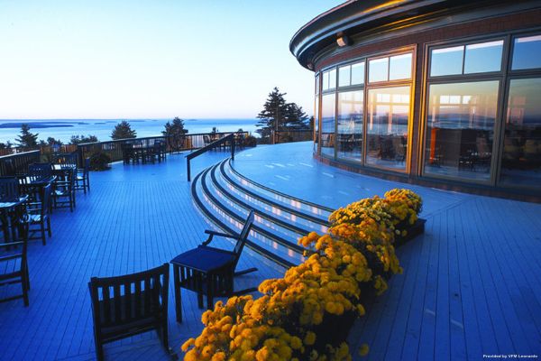 Hotel Point Lookout Resort (Lincolnville)